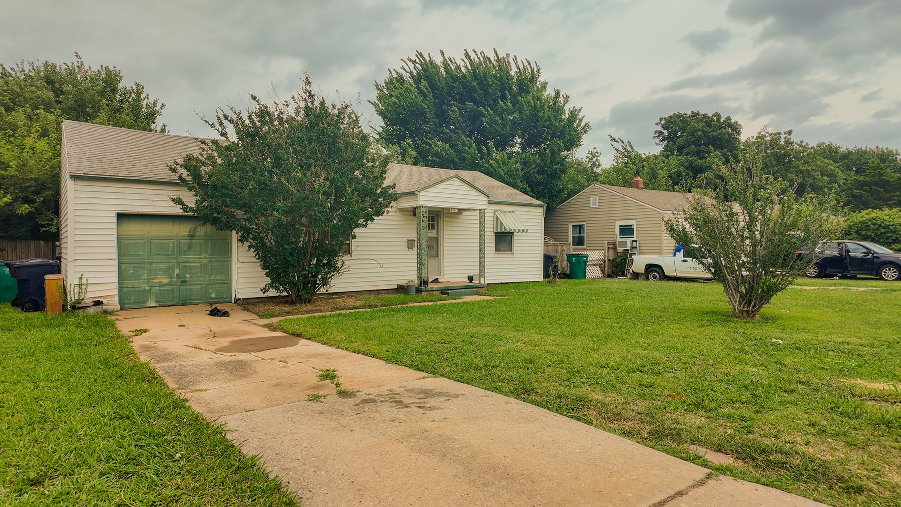 1233 SW 40th St, Oklahoma City, OK 73109