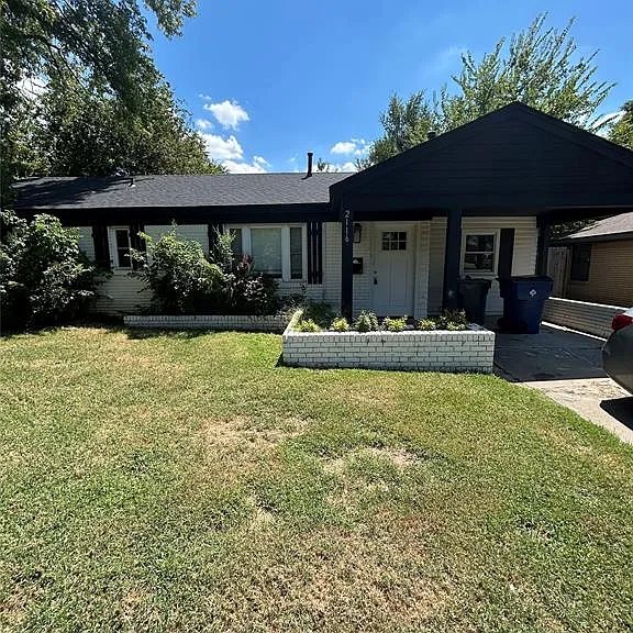 2116 Westchester Dr The Village, OK 73120