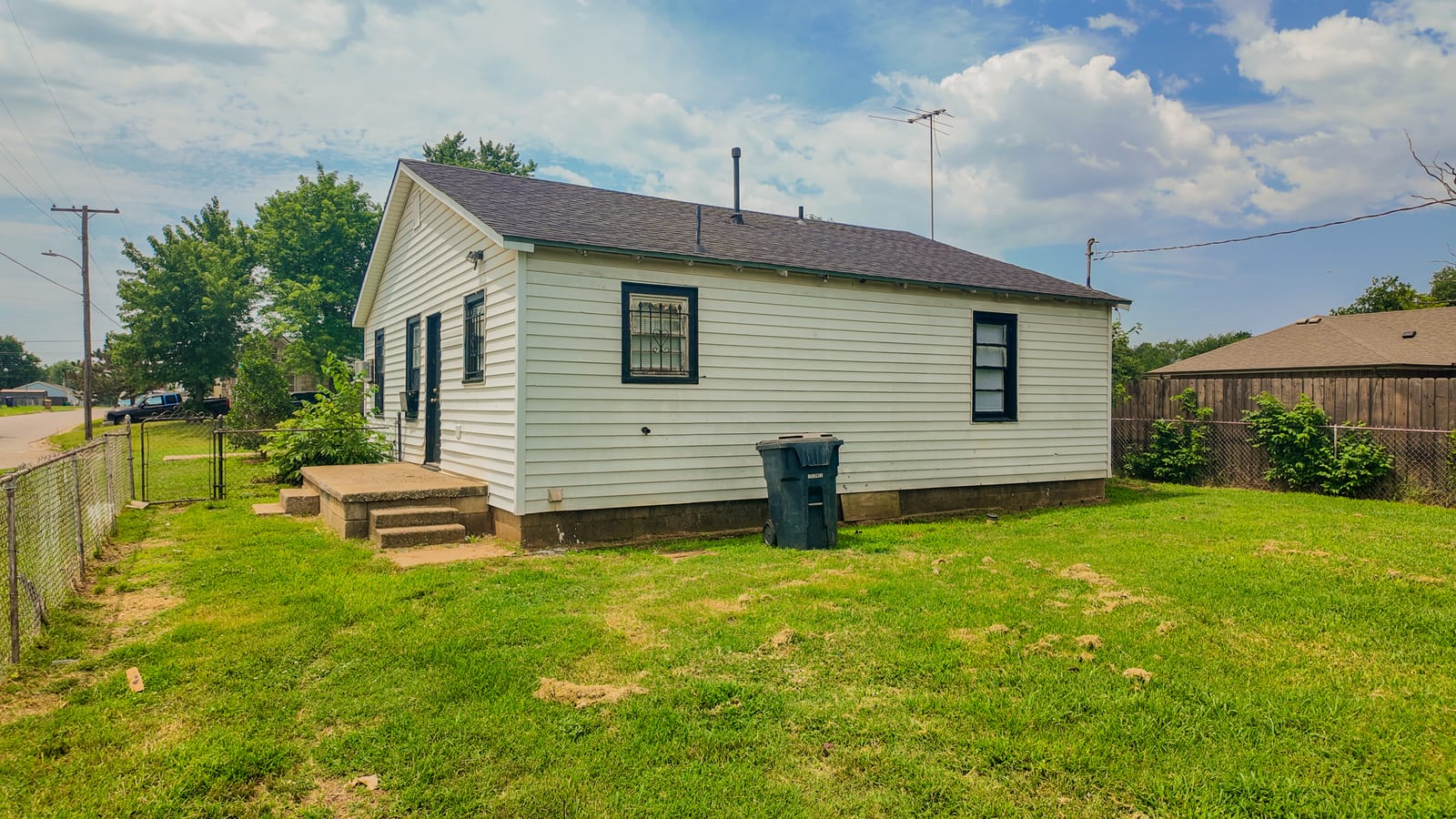 445 SE 48th St, Oklahoma City, OK 73129